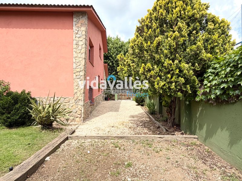 Foto 55923333-33e4-4cc0-9ea4-89e98e021e68. Casa amb xemeneia calefacció aparcament a Santa Maria de Palautordera