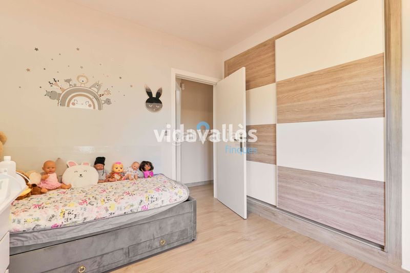 Foto 7052bd62-a84c-48ac-a226-206396eecbcc. Casa amb calefacció aparcament a Llinars del Vallès