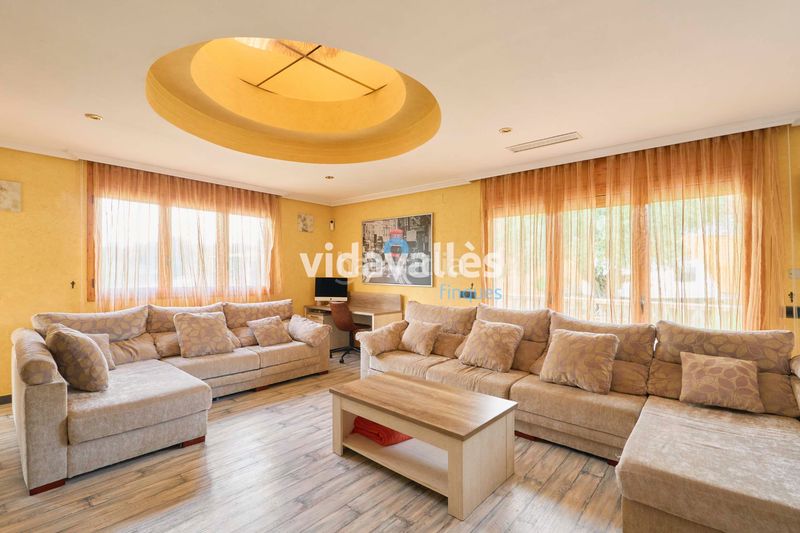 Foto 3dfa87af-7197-4d22-aeed-fb67d4e49fba. Casa  a la venta en Sant Celoni
