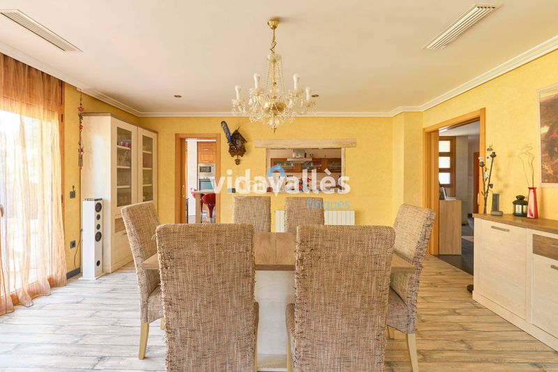 Foto 40b4820e-1160-4fd5-b26a-b89293f1e3c2. Casa  a la venta en Sant Celoni