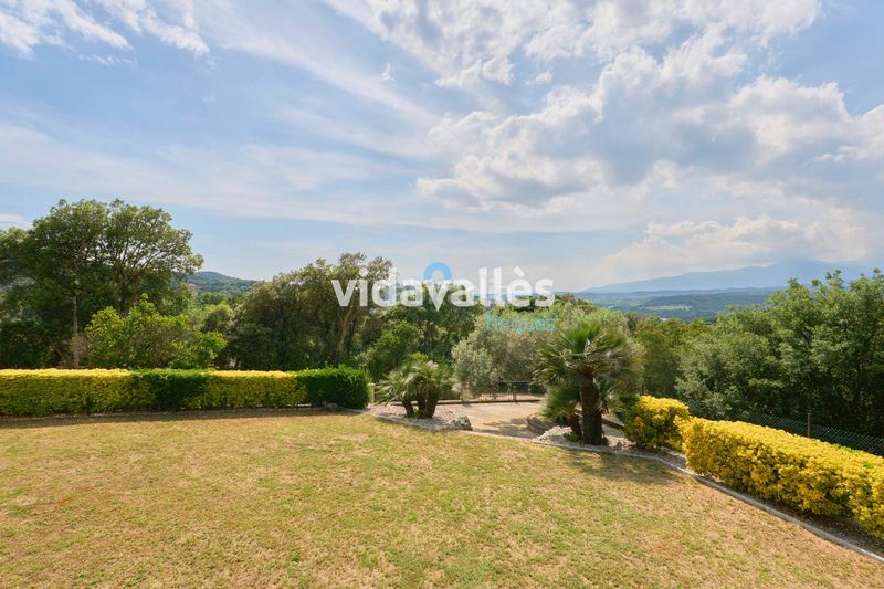 Foto 42489272-13a2-4415-afba-f7afa6df9ca3. Casa  a la venta en Sant Celoni