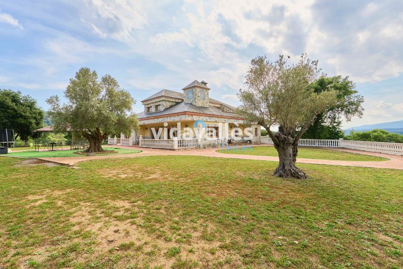 Foto 6a16e95a-354e-46fd-b046-1bb75ca22114. Casa  a la venta en Sant Celoni