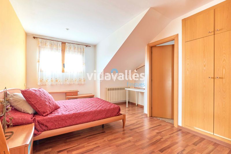 Foto a2bede87-fed2-407f-9d9f-c667d84b2dbe. Casa  a la venta en Sant Celoni