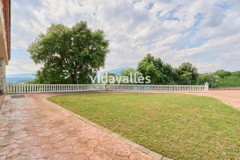 Foto d0e08e4f-2d50-40da-be4b-3d126169ab88. Casa  a la venta en Sant Celoni