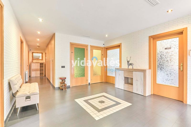 Foto e7d94f74-e8b6-4eac-ad9d-240cf859f9df. Casa  a la venta en Sant Celoni