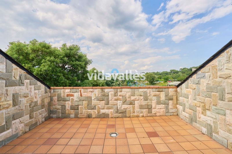Foto e92fadb2-f65a-4702-b99f-ebcbaf62a651. Casa  a la venta en Sant Celoni