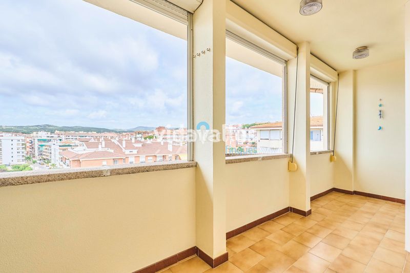 Foto e262a263-5d8a-476e-aa39-97300de47c89. Àtic amb aparcament piscina a Fenals Lloret de Mar