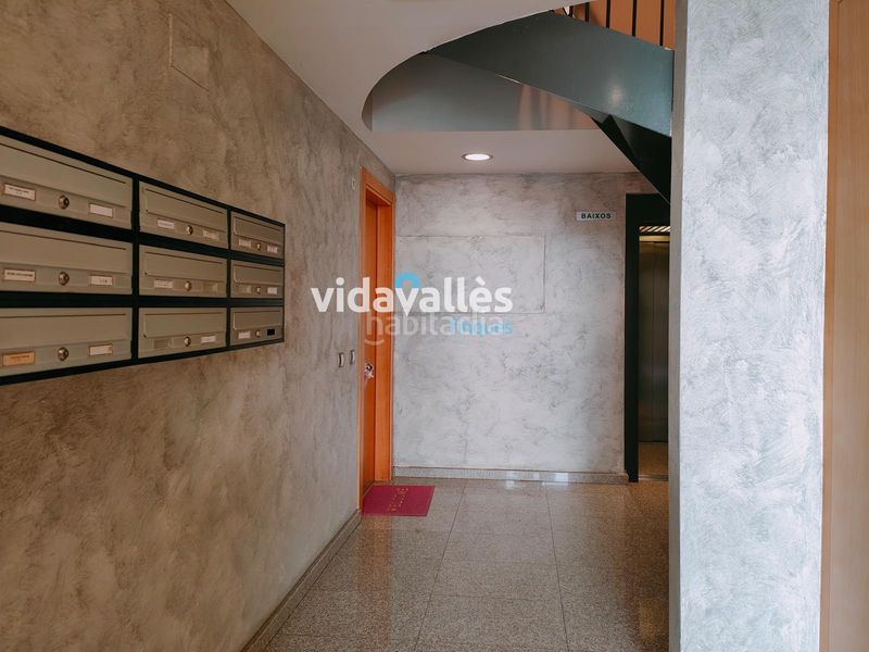 Foto 48123235-91a1-4e70-8cad-db123614b83c. Dúplex amb calefacció aparcament a Franqueses del Vallès (Les)
