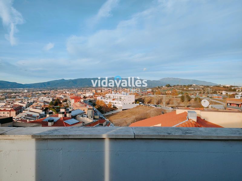 Foto ada3973d-5290-421f-a8a2-e4c19ff42481. Dúplex amb calefacció aparcament a Franqueses del Vallès (Les)