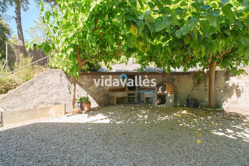 Foto 5b7597ba-cce3-43d8-a612-4e19ac3b9b0d. Casa amb xemeneia calefacció aparcament piscina a Vallgorguina