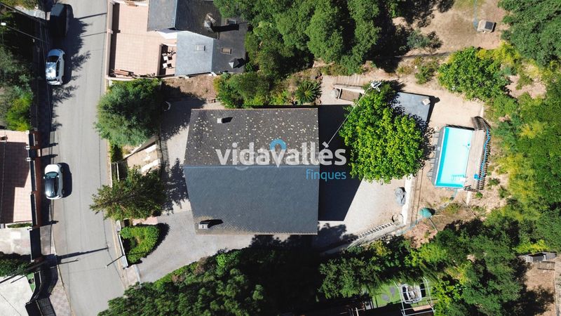 Foto e36a4c92-ec58-480d-bc16-5afc3821247b. Casa amb xemeneia calefacció aparcament piscina a Vallgorguina