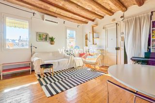 Pis  Carrer d'eusebi planas. Piso a la venta en barcelona