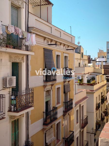 Foto b267e160-8f03-4c33-8b49-61be61a08841. Pis amb calefacció a Sants Barcelona