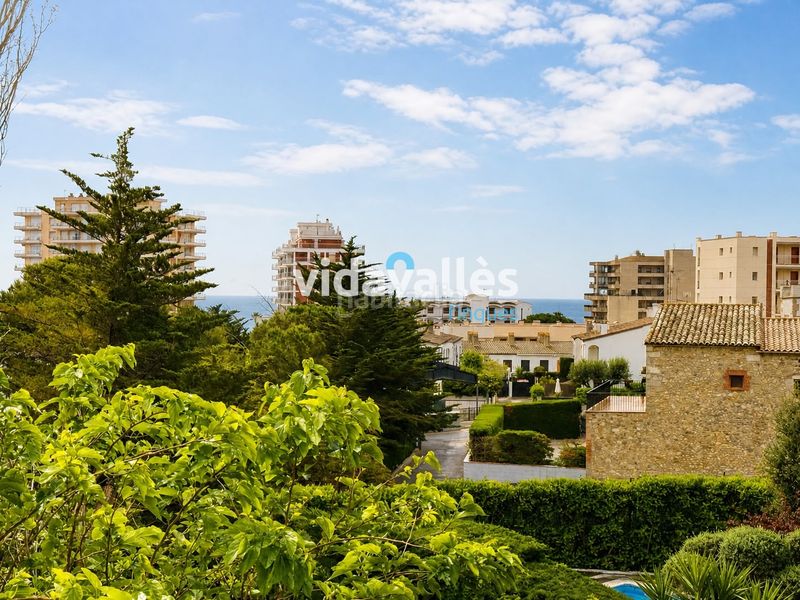 Foto 002efb48-d06e-448b-a809-cdc736f5727d. Casa adossada amb xemeneia a Torre Valentina-Mas Vilar de La Mutxada-Treumal Sant Antoni de Calonge