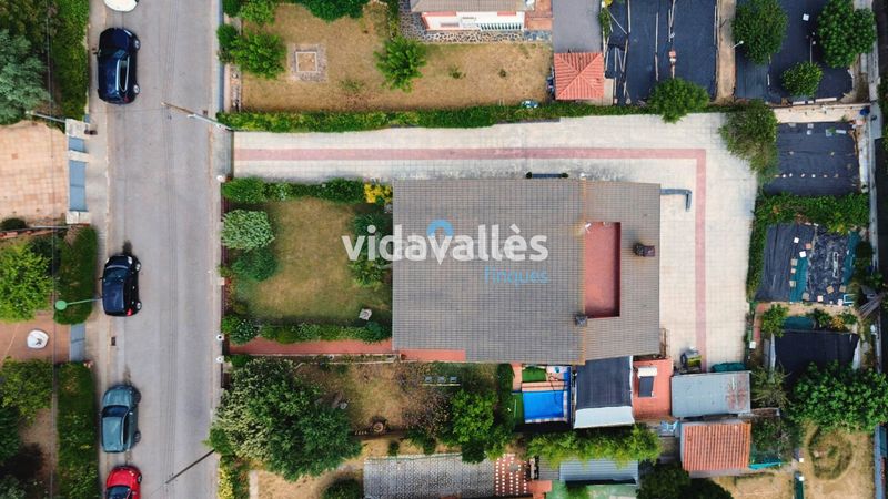 Foto 0d0e3980-f477-4fb5-a1b8-195101bb96f3. Casa amb xemeneia calefacció aparcament piscina a Sant Antoni de Vilamajor