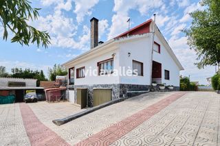 Casa  Carrer del montseny. Casa a la venta en sant julià d'alfou