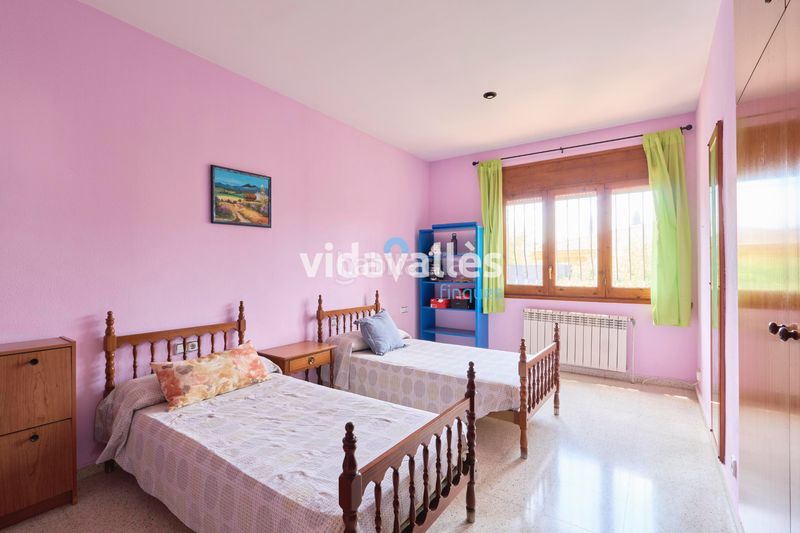 Foto 5e1f2963-c9b4-4473-b873-9be131e994c2. Casa amb xemeneia calefacció aparcament piscina a Sant Antoni de Vilamajor