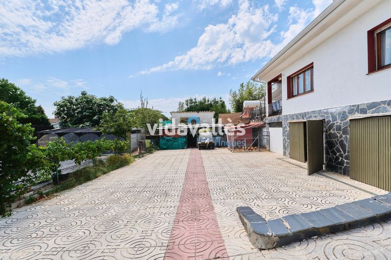 Foto 99601787-3330-4c12-830e-6c1fbb0a67d9. Casa amb xemeneia calefacció aparcament piscina a Sant Antoni de Vilamajor