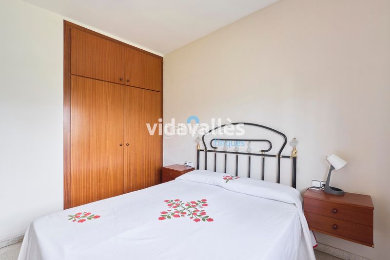 Foto f8431436-a271-49dc-a689-e41117dbdb9e. Casa amb xemeneia calefacció aparcament piscina a Sant Antoni de Vilamajor