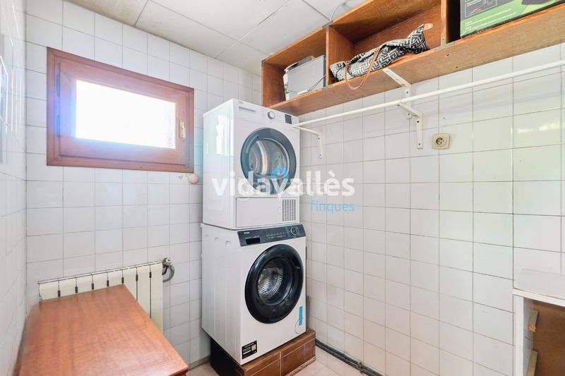 Foto 612d9243-b847-416a-a3fc-267aeb7ca362. Casa amb xemeneia calefacció aparcament a Cardedeu