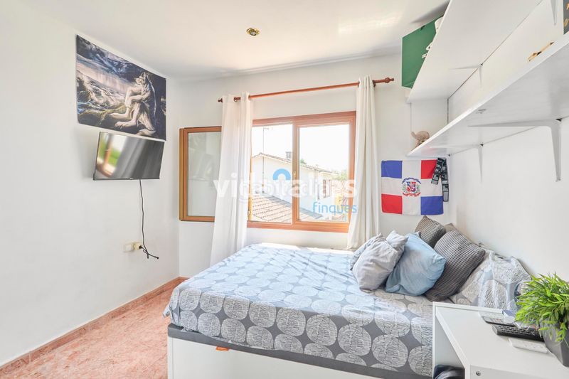 Foto ba7626c4-8a63-4569-8edf-49701ecb342f. Casa amb xemeneia calefacció aparcament a Cardedeu