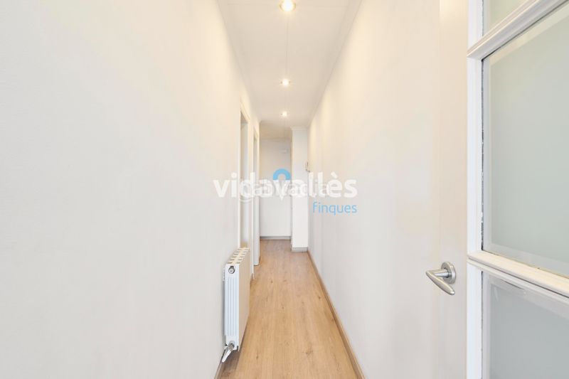 Foto dbfdd2a0-9fa4-4a86-899e-46313ce7d268. Àtic amb calefacció a Font Verda Granollers