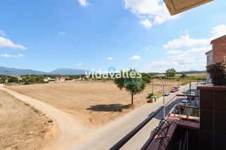 Appartement  Avinguda eduard corbella. Piso a la venta en cardedeu