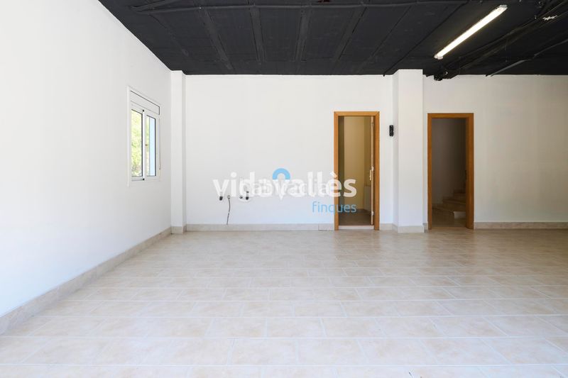Foto 6d4cf156-56d9-4780-805c-436bf69e7178. Casa amb calefacció aparcament a Llinars del Vallès