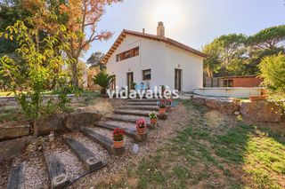 Casa a Llinars del Vallès