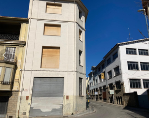 Nau industrial a Carrer pare antoni soler 20. Nave industrial en venta para invertir en olot