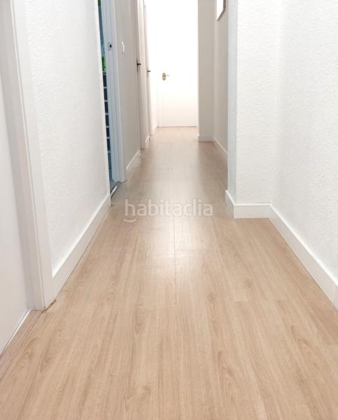 Foto 9776e834-04b3-4347-9d0a-f38dd9672e9d. Alquiler apartamento piso de lujo con ascensor de 3 habitaciones y dos baños y terraza en Gandia