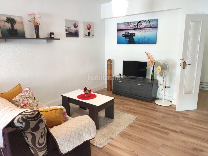 Foto c4976b34-f142-4ff1-93c5-59dd8df32dcc. Alquiler apartamento piso de lujo con ascensor de 3 habitaciones y dos baños y terraza en Gandia
