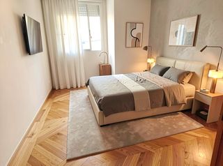 Appartement à Plaza Elíptica - República Argentina. Piso segundo sin ascensor exterior, 3 habitaciones centro y de l