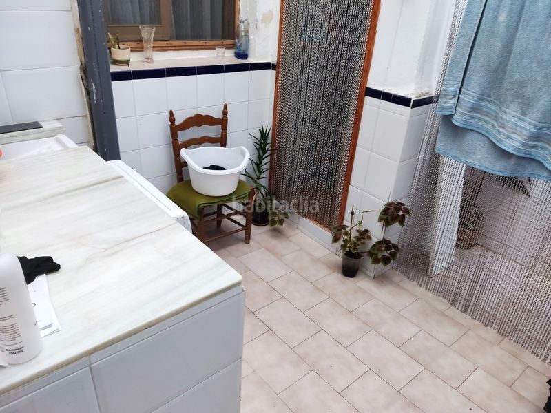 Foto c995c9db-596e-4480-bc2d-1bbff71eb40e. Casa adossada amb calefacció a Benifairó de la Valldigna