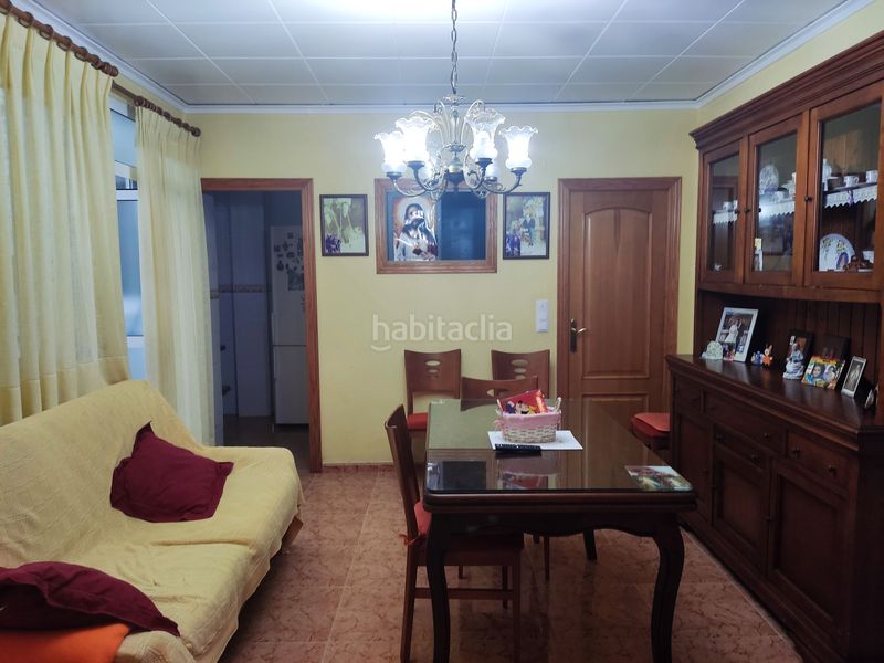 Foto f49e4647-a05c-43ae-9aa0-e0ca7eea6c69. Casa adossada amb calefacció a Benifairó de la Valldigna