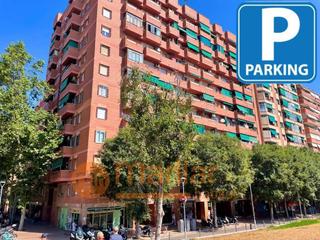 Car parking in Gran via de les corts catalanes 1003