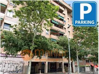 Location Parking voiture  De bac de roda