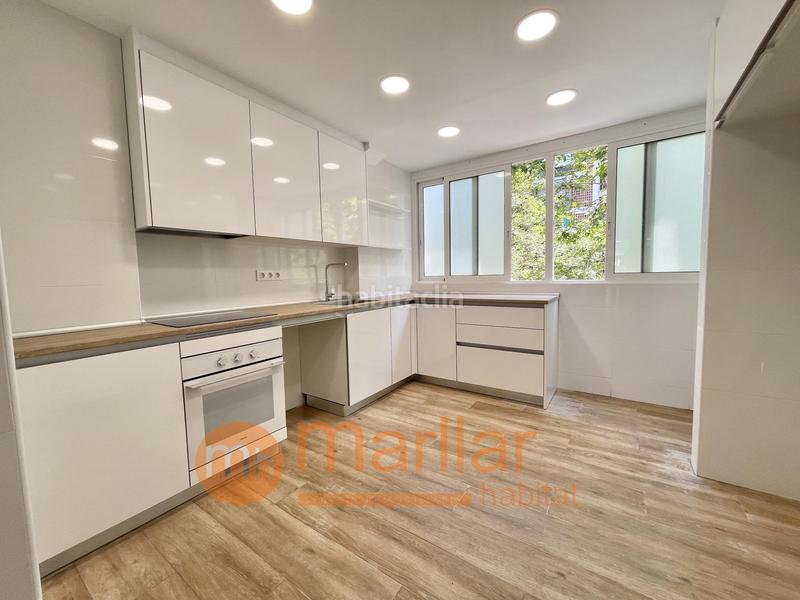Foto 5a997ddb-c721-4246-a2d0-b54837ad1ce3. Appartamento con parcheggio in Sant Martí de Provençals Barcelona