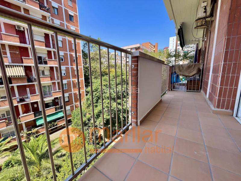 Foto af6cfa2e-cc16-4a74-bd07-8dd72c7b4b7d. Etagenwohnung mit parking in Sant Martí de Provençals Barcelona