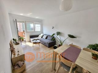 Miete Etagenwohnung  De fluvià