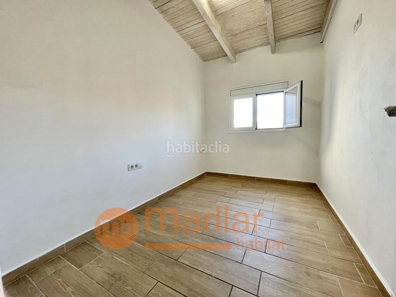 Foto e1542a97-7146-4ea0-b98c-00d8534d83f2. Ático en El Raval Santa Coloma de Gramenet