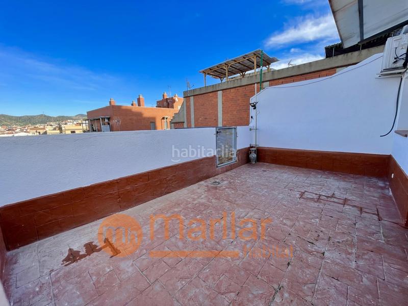 Foto 243ad577-d8bf-4e6f-bce8-86bb40fc1fdd. Penthouse in El Raval Santa Coloma de Gramenet