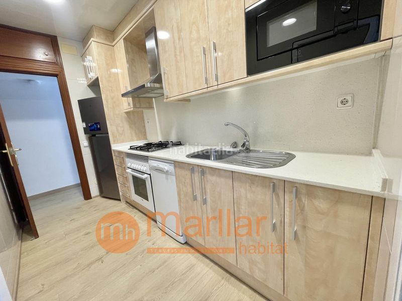 Foto 99cfa01b-bca4-48f2-9773-61ba0bbccedc. Pis a Prosperitat Barcelona