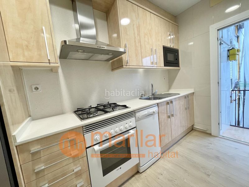 Foto a4effa71-0db3-4d11-af39-43ef98c00f9a. Pis a Prosperitat Barcelona