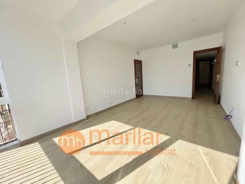 Foto eedc1a9e-33b5-4f6c-8934-76aa7af280b6. Pis a Prosperitat Barcelona