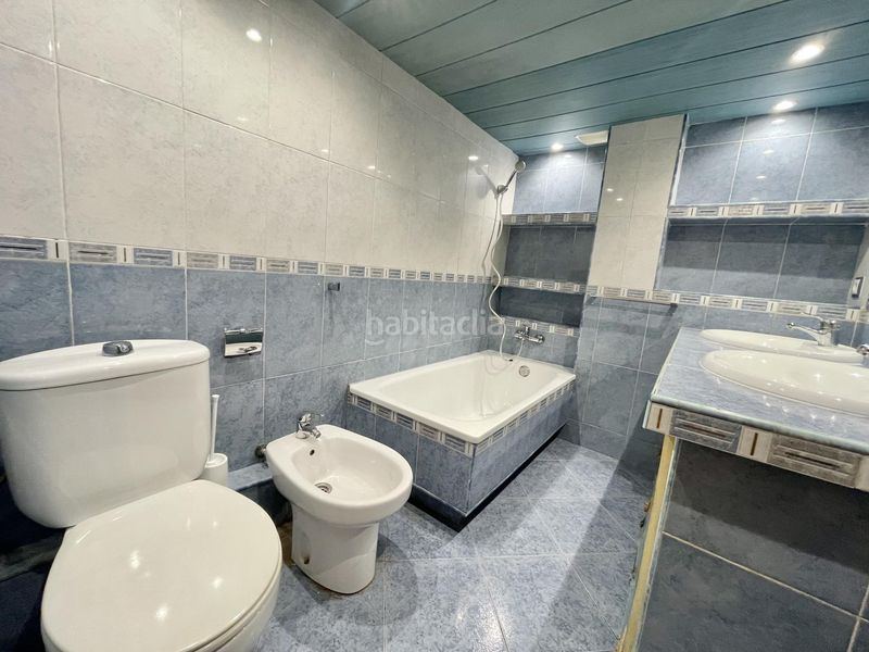 Foto b478537d-1481-43b0-ac17-382ba431a312. Local comercial a Sant Martí de Provençals Barcelona