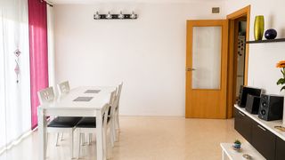 Flat in Llefià