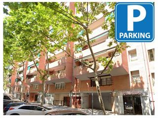 Aparcament cotxe a de Fluvià 228