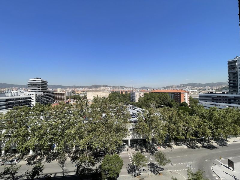 Foto cbb30227-0d30-45fd-ad75-d67dd6c836c1. Dúplex amb calefacció a La Verneda - La Pau Barcelona