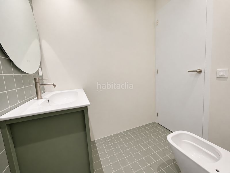 Foto bc0d4e05-bcc9-48a6-9484-c8354404b1b5. Dúplex amb calefacció a Sant Martí de Provençals Barcelona